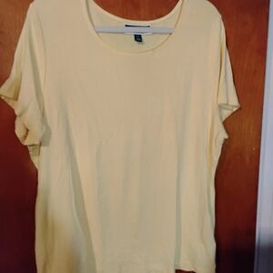 Karen Scott Soft Yellow Short Sleeve Tee
